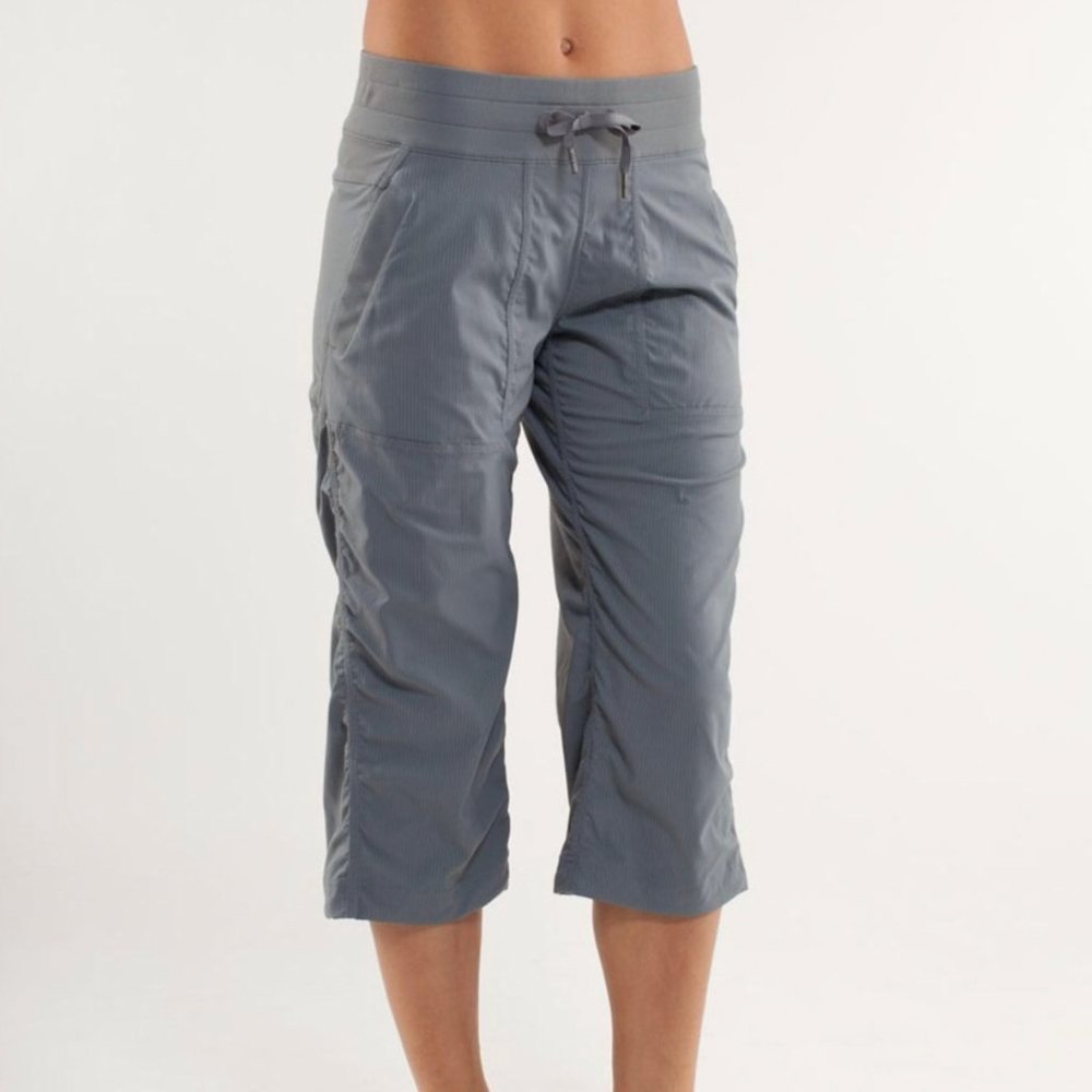 Lululemon Studio Crop Dance Pant in Blurred Grey